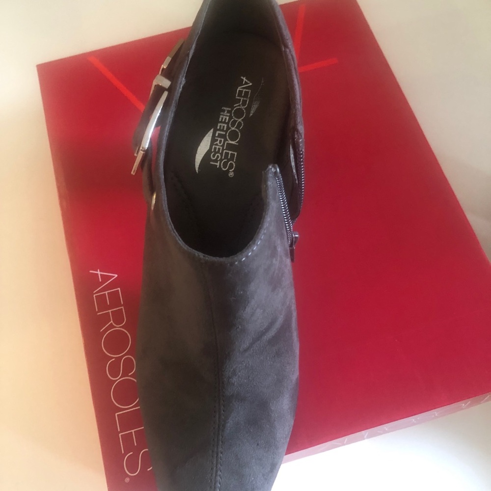 Grey Booties - Picture 5 of 8